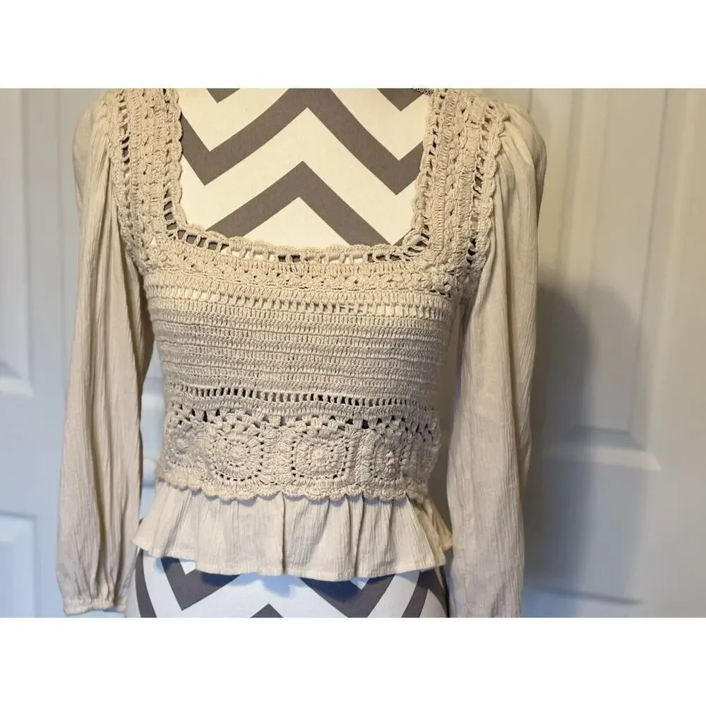 American Eagle Women Small Crop Top Beige Boho Crochet Crinkled Stretch